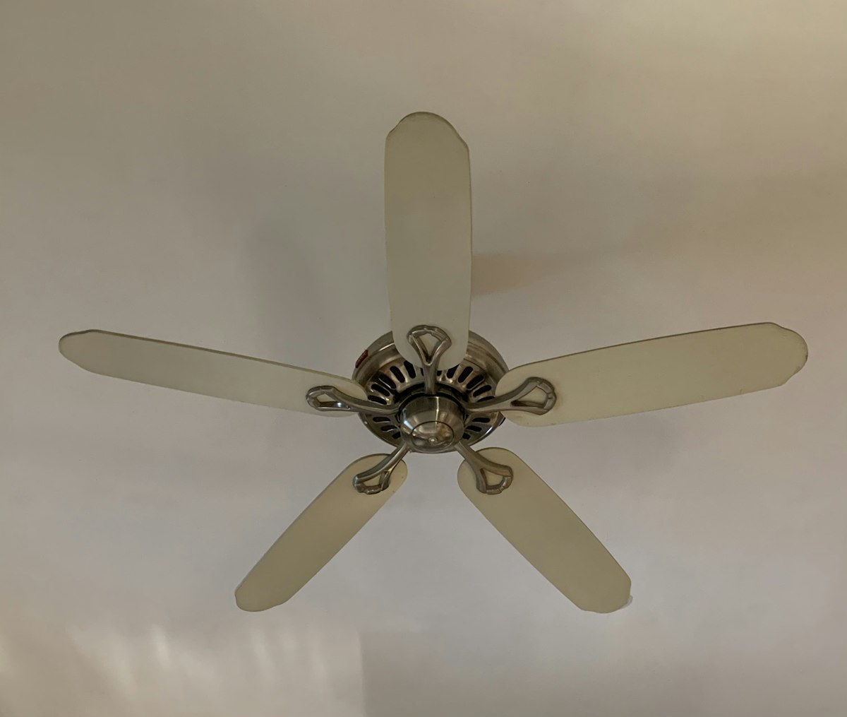 Easy Installation and Maintenance of HVLS Fans: Ultimate Guide