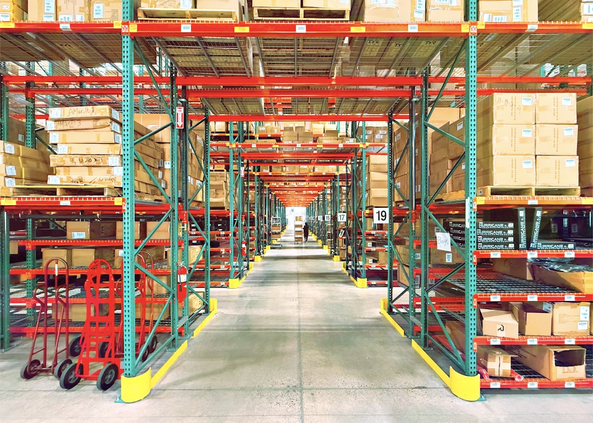 HVLS Fans: Powerful Ventilation for Warehouses & Beyond